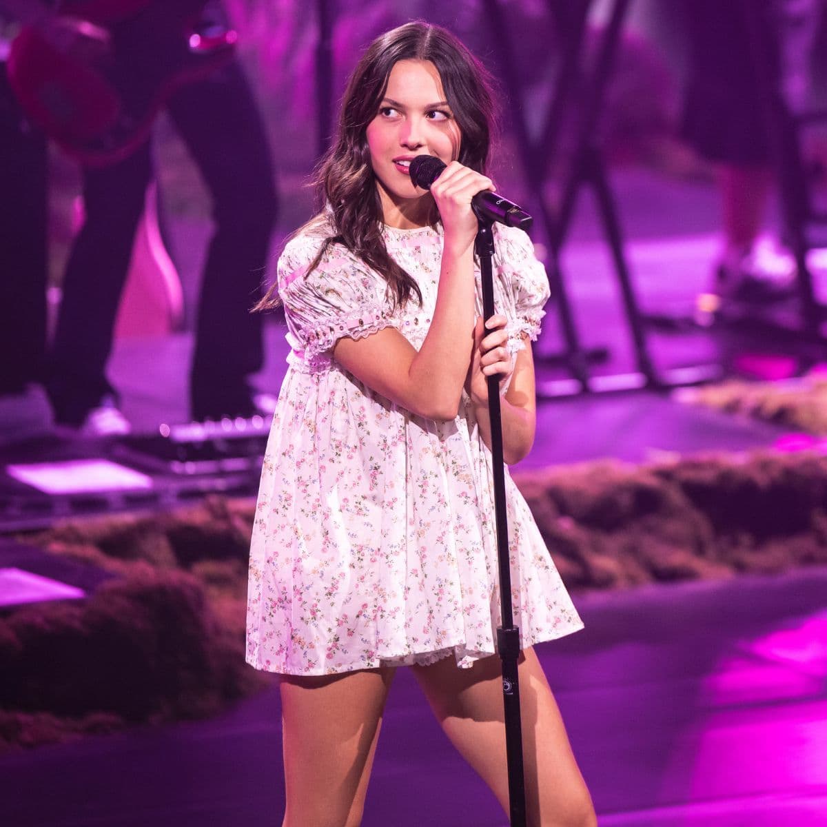  Some Might Think Olivia's Babydoll Dress Is Divisive, But Fashion People Have Been Wearing the Trend For Years 