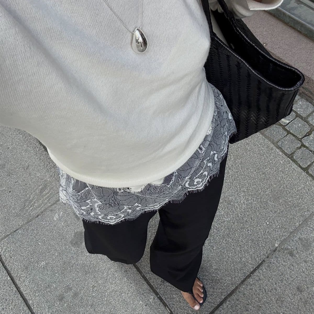  NYC and London It Girls Agree This Spring Outfit Formula Is the Easiest Way to Look Like a Fashion Person 