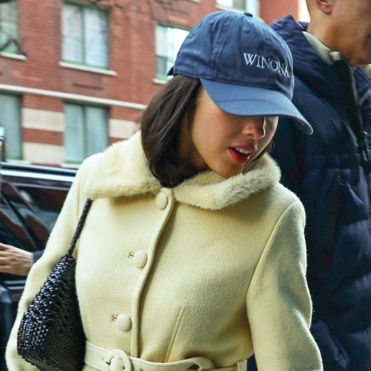 Making Bootcut Jeans Look Pretty for Spring Is Easy—Wear Them Like This