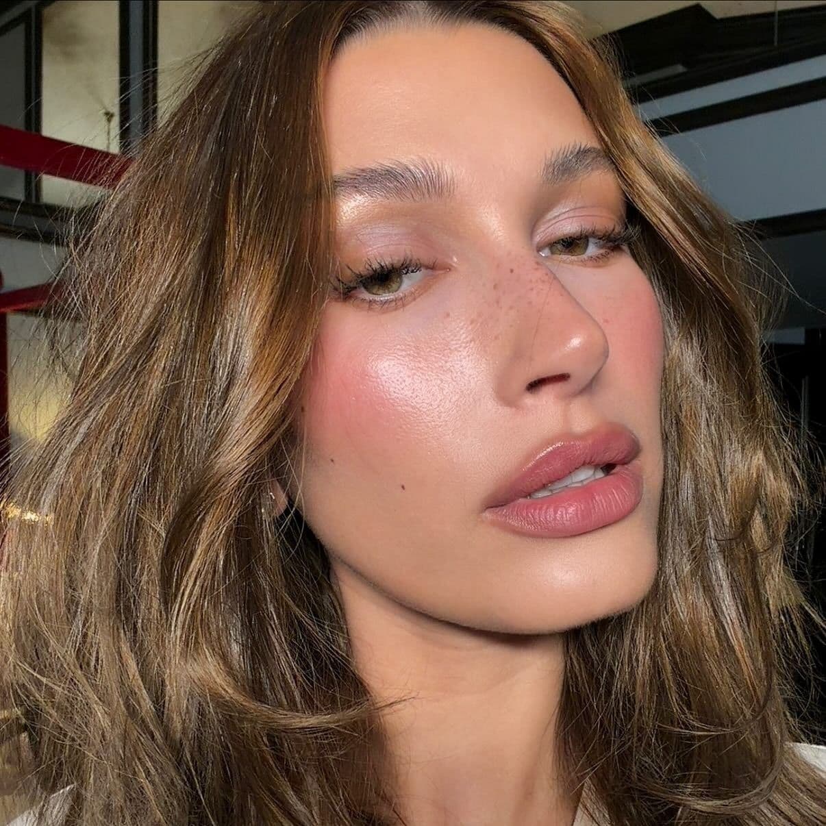 Hailey Bieber's Rose-Brown Lip Combo Is So French-Girl Coded—I Wore It in Paris and Got Instant Compliments